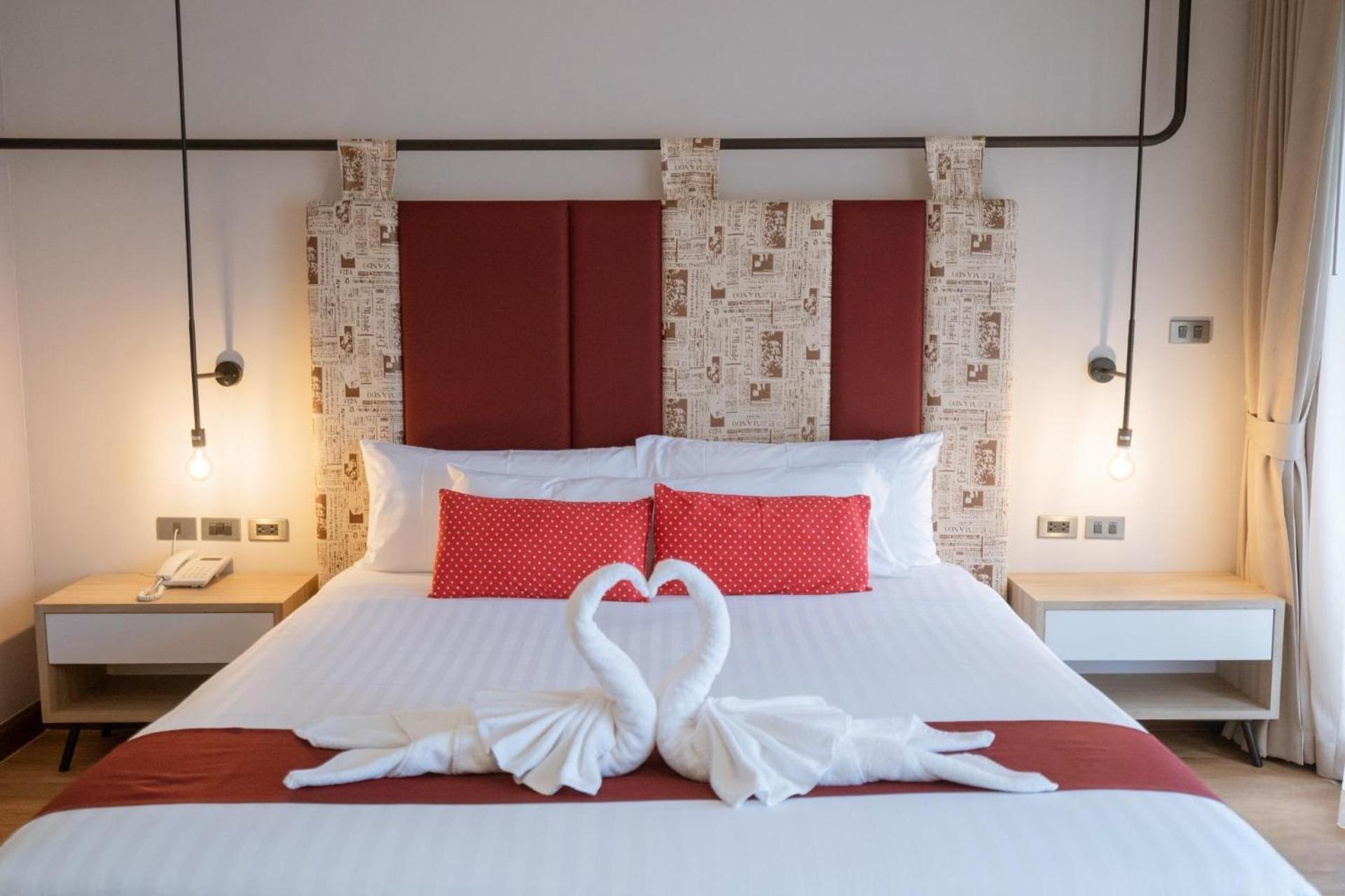 Deluxe Double Room Shower